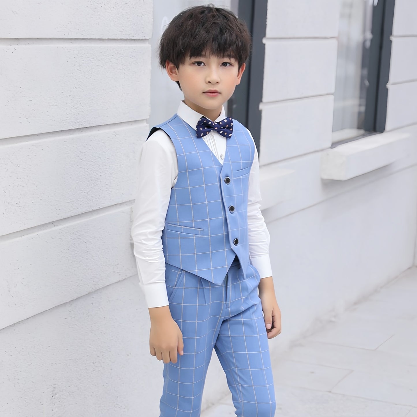 DANUOKU Boys' Suits 4PCs Vests Pants Shirts Bowtie Sets Child Tuxedos Outfits Suitable for Boys Aged 4-10 Years
